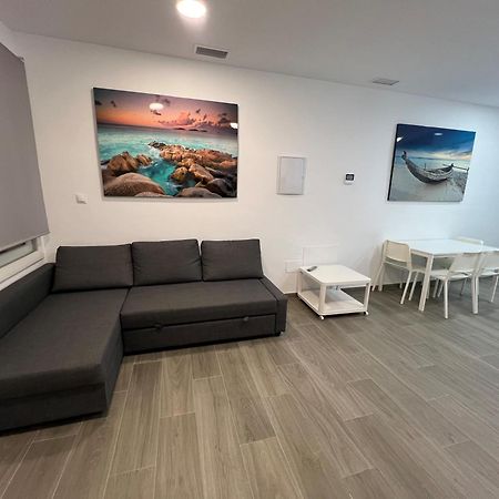 Apartamentos Montalvo Metropolis A ตอร์เรโมลิโนส ภายนอก รูปภาพ